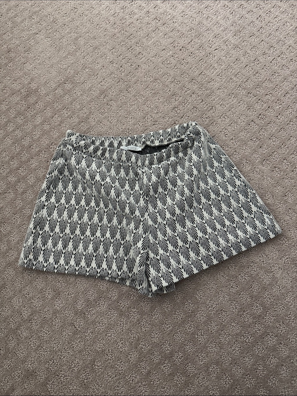 Zara Black & White Patterned Bermuda Shorts